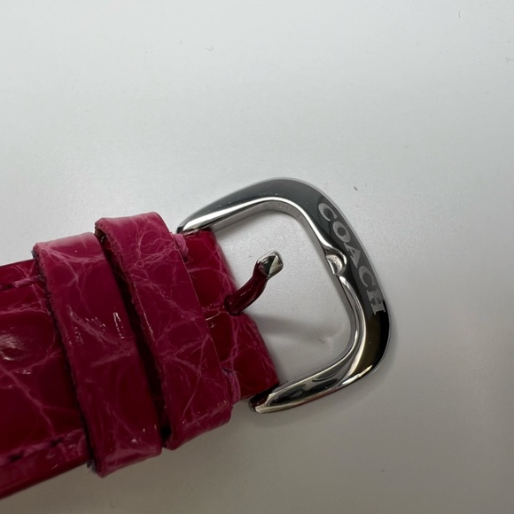 Coach | Breast Cancer Awareness Watch - Picture 4 of 8